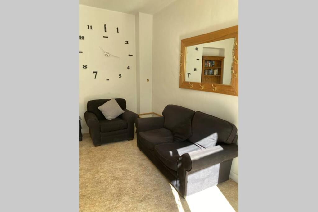 La Petite Maison - Self Catering 普雷昂帕伊-圣桑松 外观 照片