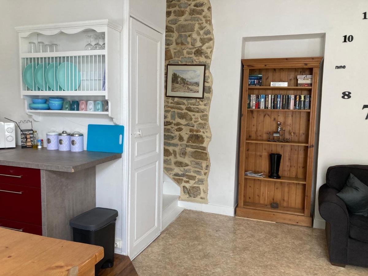 La Petite Maison - Self Catering 普雷昂帕伊-圣桑松 外观 照片